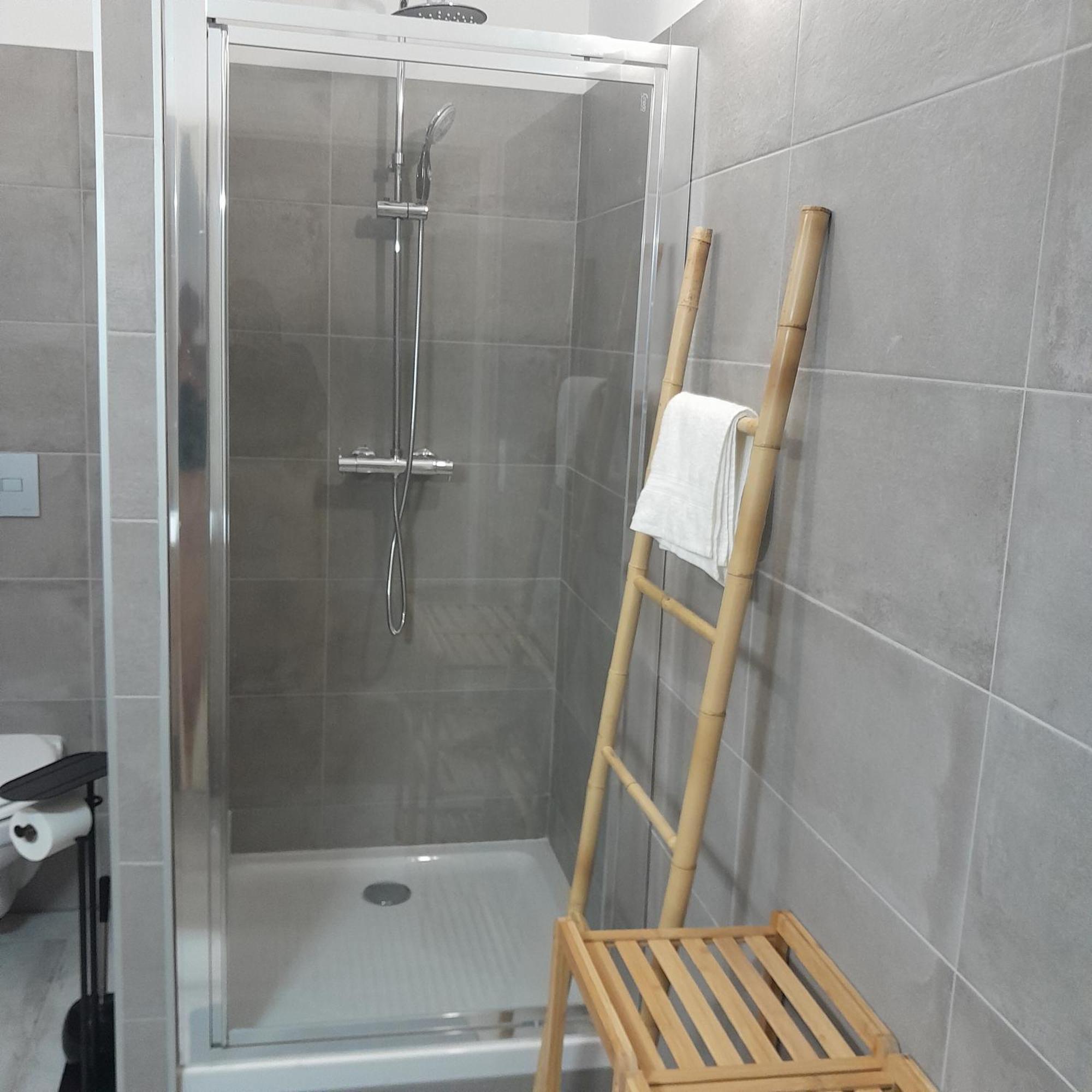 Renaissance Apartment Монпелие Екстериор снимка