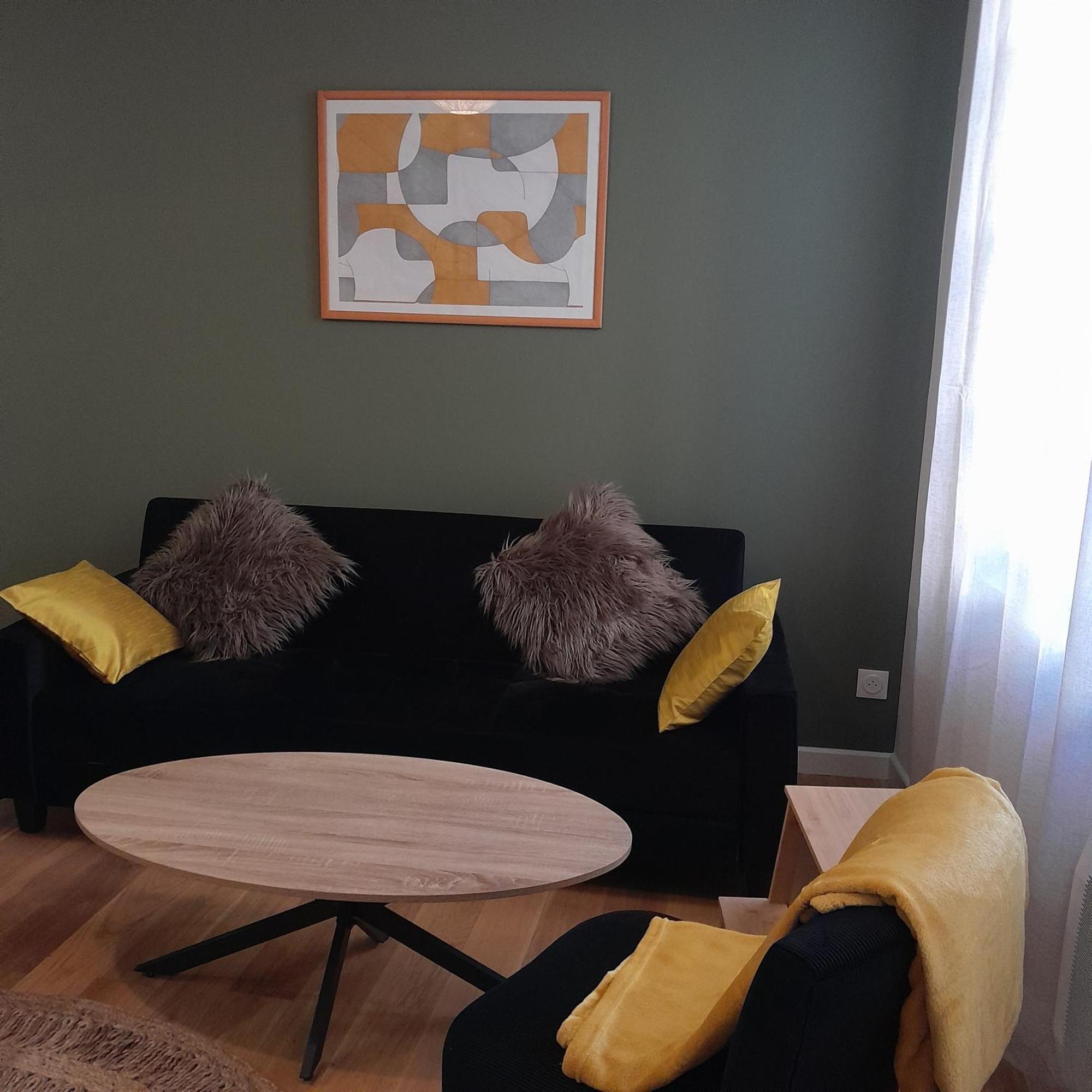 Renaissance Apartment Монпелие Екстериор снимка